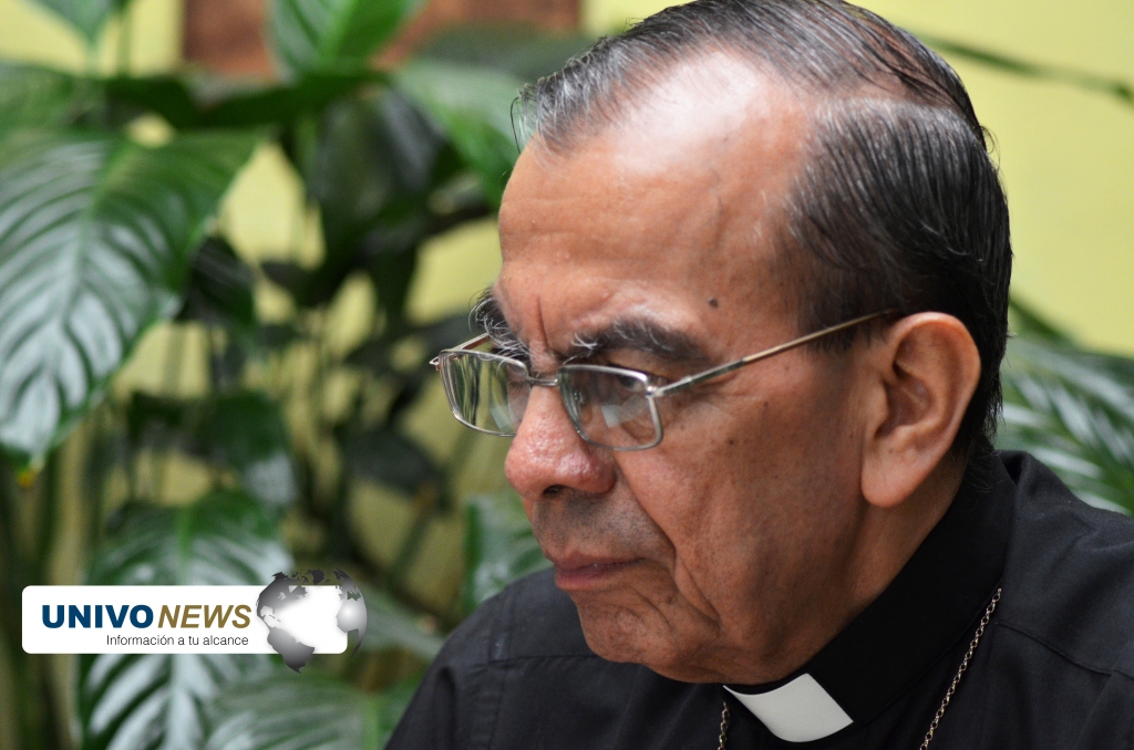 Photo of Entrevista exclusiva con el Cardenal Gregorio Rosa Chávez