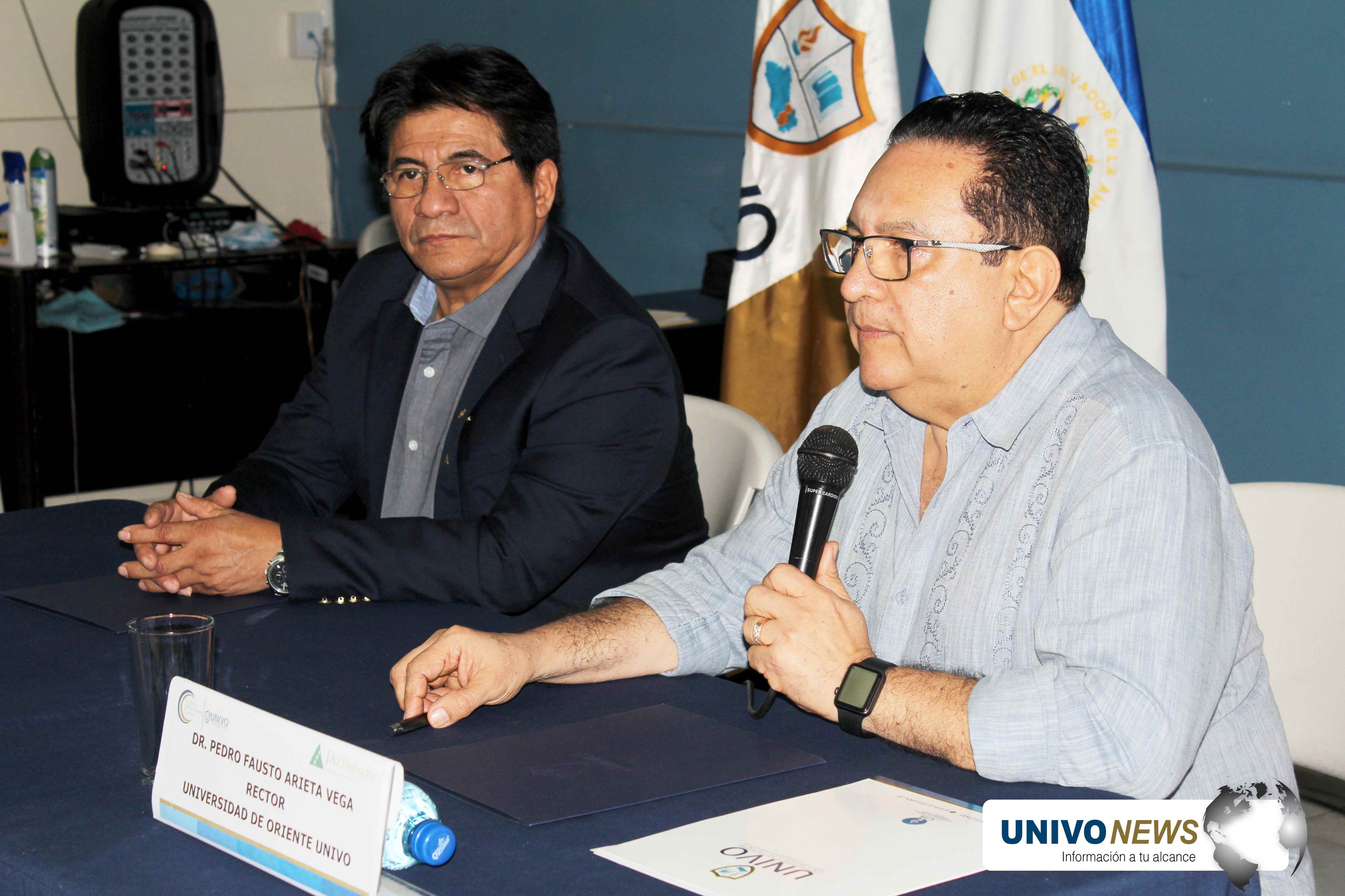 Photo of UNIVO realiza convenio con Junior Achievement El Salvador