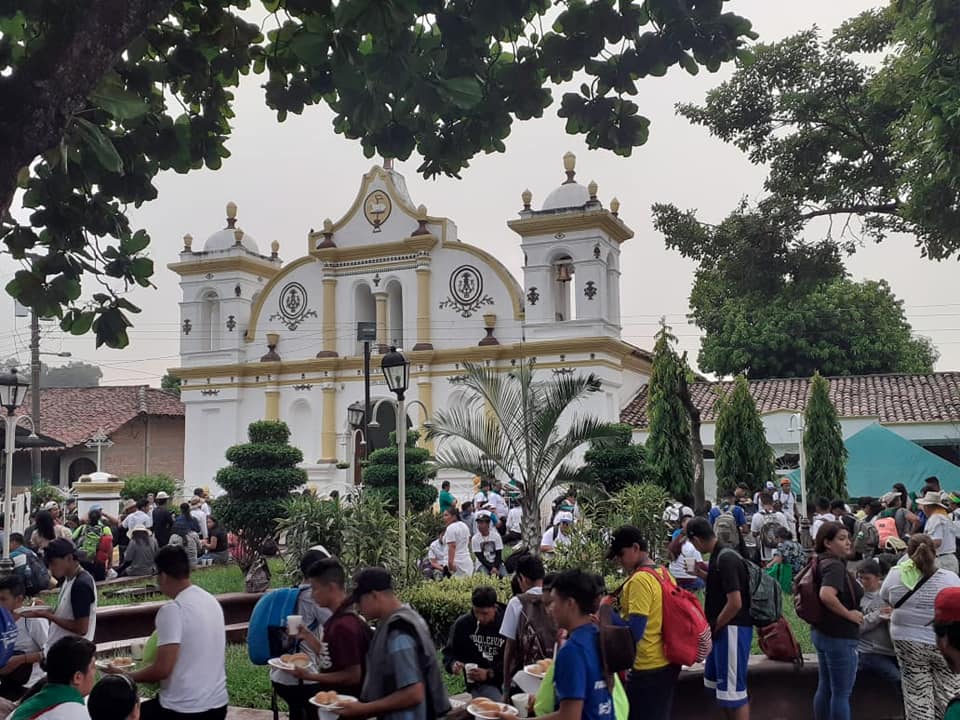 Photo of Galería de fotos peregrinación a la cuna de San Romero