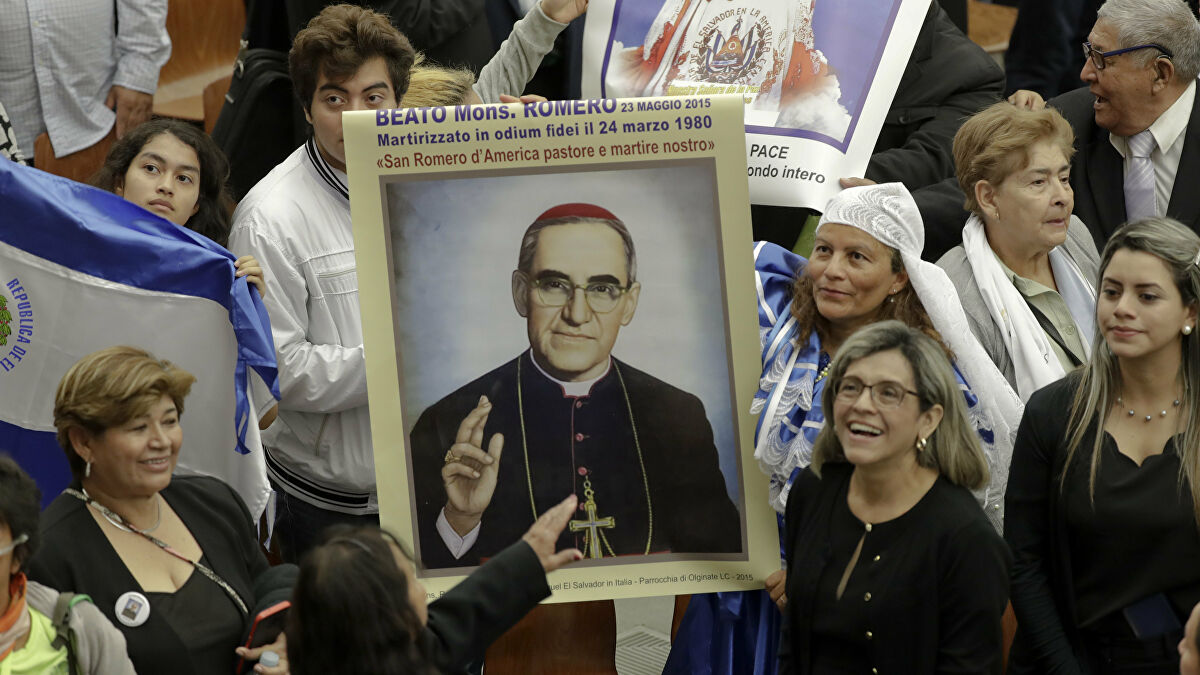 Photo of Monseñor Romero nació para el cielo