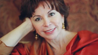 Photo of Isabel Allende, periodista y escritora latinoamericana