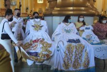 Photo of Vestimenta de los 100 años de coronación de la Reina de La Paz fue donada por familia Amaya Lazo