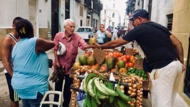 Photo of Ajuste económico en Cuba aumenta el precio del combustible y recorta el subsidio a la canasta básica