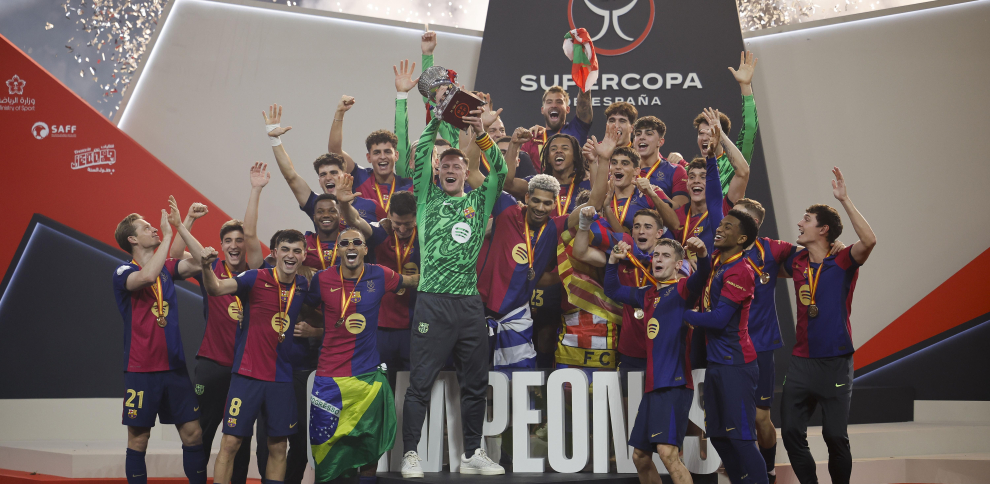 El Barcelona conquista el cielo: Derrota al Real Madrid (2-5) y se ...