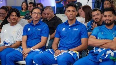 Photo of INDES reconoce a atletas salvadoreños por su destacada participación internacional