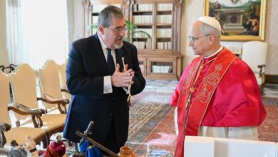 Photo of Papa León XIV recibe al presidente de Guatemala en el Vaticano