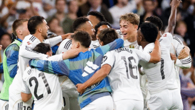Photo of El Real Madrid golpea al Barcelona y se escapa en la cima