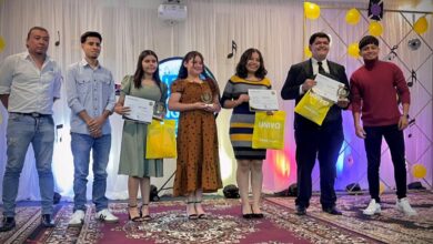 Photo of Estudiantes brillan en el “Let’s Sing in English Festival” organizado por la UNIVO