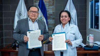 Photo of UNIVO y Hospital Nacional de Santa Rosa de Lima firman convenio para prácticas clínicas