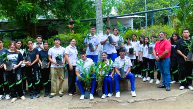 Photo of UNIVO impulsa conciencia ambiental con donación de plantas ornamentales
