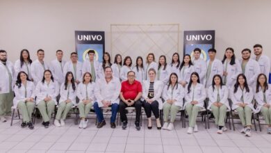 Photo of Estudiantes de Odontología de la UNIVO inician su formación clínica con la imposición de bata