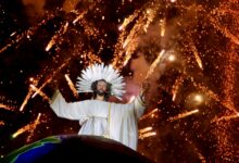 Photo of La tradicional Bajada del Divino Salvador reúne a miles de fieles en el Centro Histórico