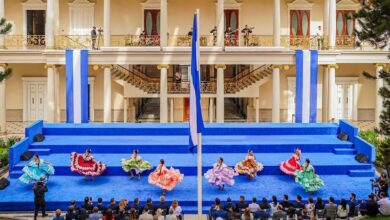 Photo of El Salvador inicia el mes cívico con música, danza y orgullo por sus raíces