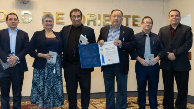 Photo of UNIVO presenta el libro “El evangelio de los condenados” del escritor migueleño Carlos Santos
